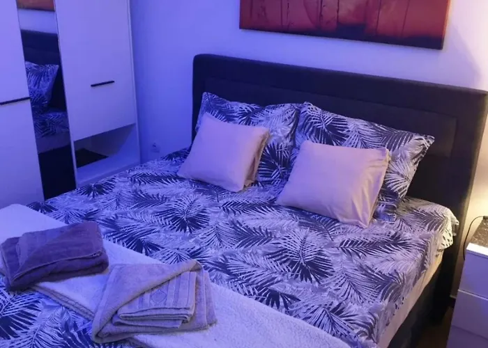 Djukic 1 Apartamento *